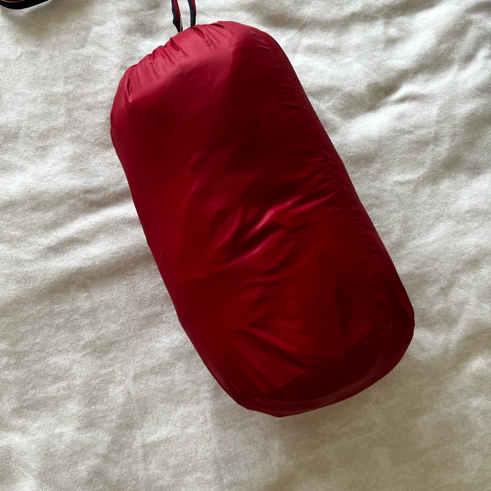 Stylish Packable Red Puffer Jacket - Picture 3 of 4
